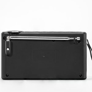 Radio cu ceas Akai APR-600 cu baterii 3x AAA, bluetooth